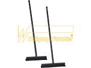 Brooms with broomstick made of plastic (PP)